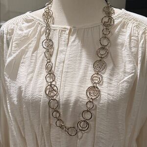 Elegant Silver Circle Link Necklace